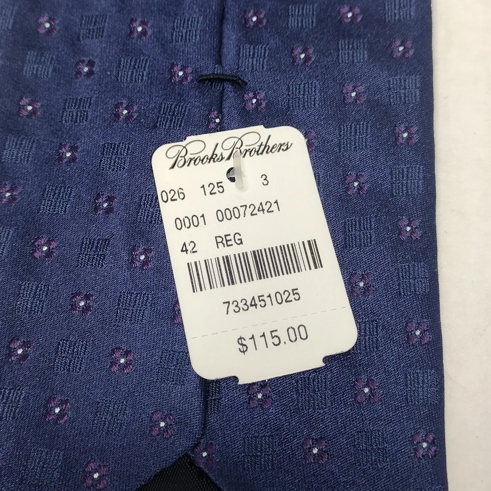 NWT Brooks Brothers Men's 100% Silk Blue Floral Business Tie 42R
